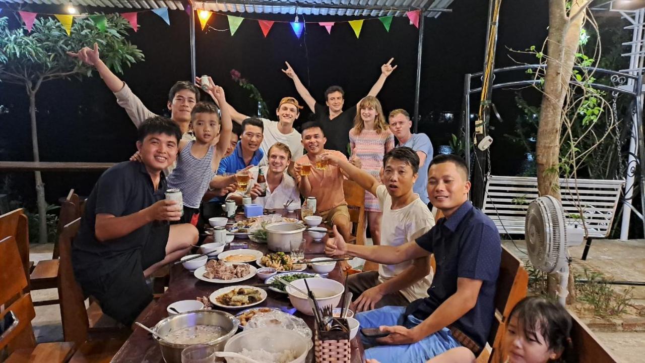 Greenland Backpackers Hostel フォンニャ エクステリア 写真